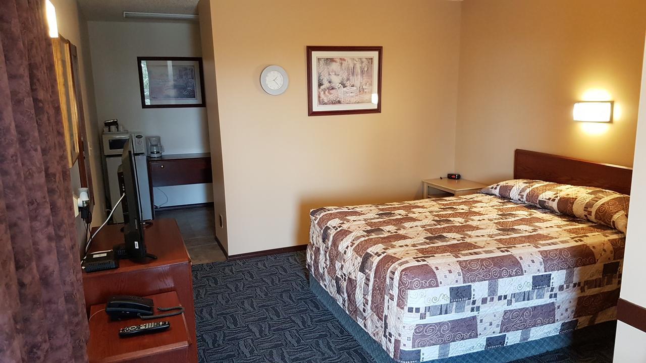 Golden West Motor Inn Carstairs Exterior foto