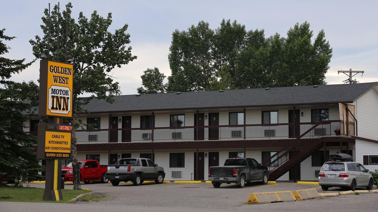 Golden West Motor Inn Carstairs Exterior foto